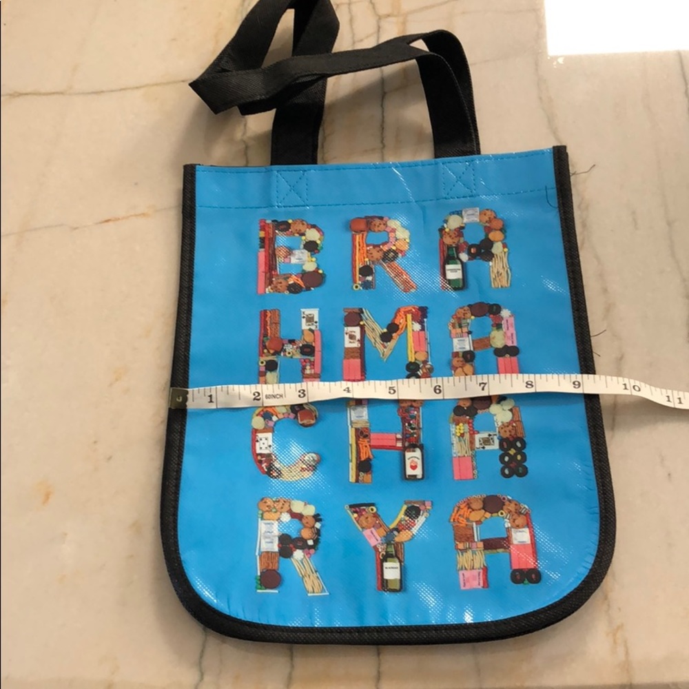 Lululemon small tote